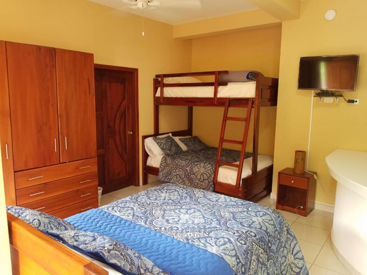 Hotel Soberao Эсмеральдас Экстерьер фото